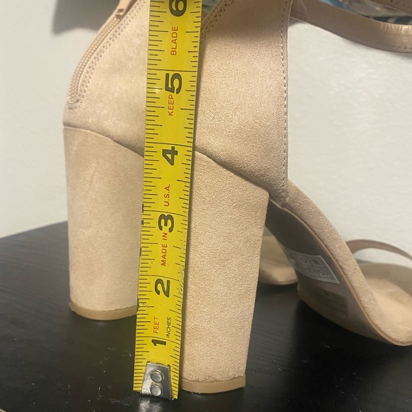 Nude suede heels- size 8 - Picture 8 of 11